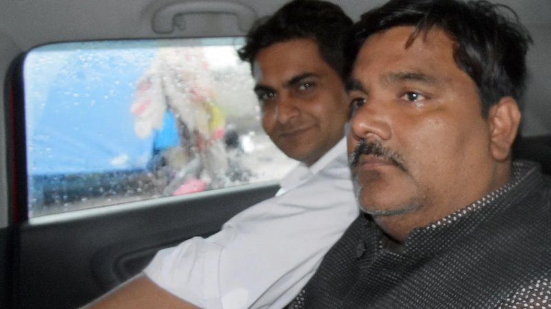 दिल्ली दंगा केस में ताहिर हुसैन दोषी, सात अन्य आरोपियों को अदालत से राहत