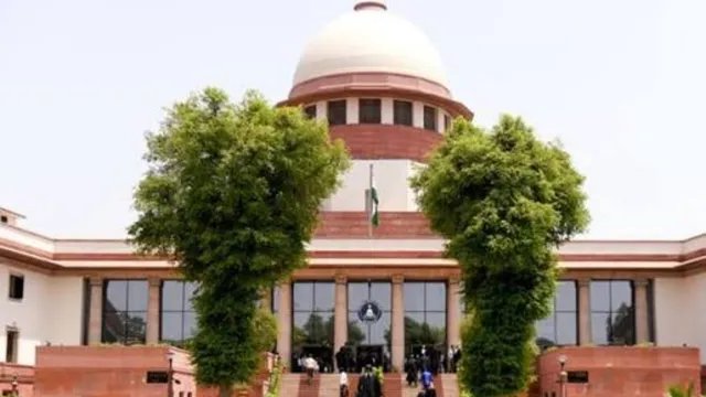 दिल्ली हाई कोर्ट के पास सड़क सुरक्षा पर सुप्रीम कोर्ट सख्त, 25 नवंबर तक का अल्टीमेटम