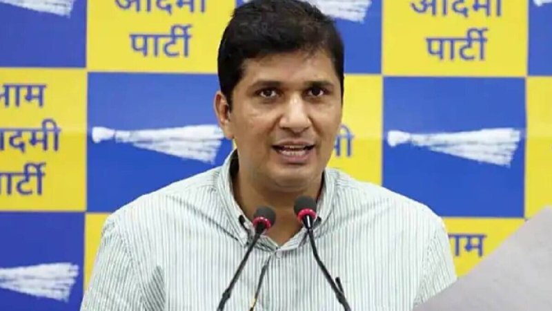 दिल्ली में आप की 200 फीट ऊंची तिरंगा यात्रा शुरू, सौरभ भारद्वाज ने BJP पर साधा निशाना