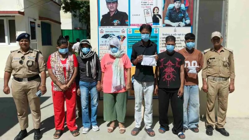 देहरादून में किराये के मकान में देह व्यापार का खुलासा, 6 गिरफ्तार, नाबालिग रेस्क्यू