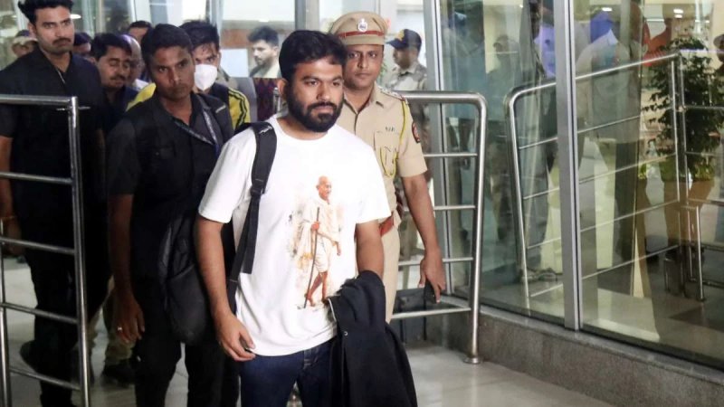पांच दिन जेल में रहने के बाद भी आशु-सौरव के हौसले बुलंद: अभिजीत दिपके