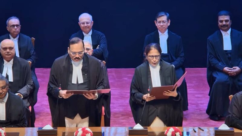 सुप्रीम कोर्ट को मिले तीन नए न्यायाधीश, CJI सूर्यकांत ने दिलाई शपथ