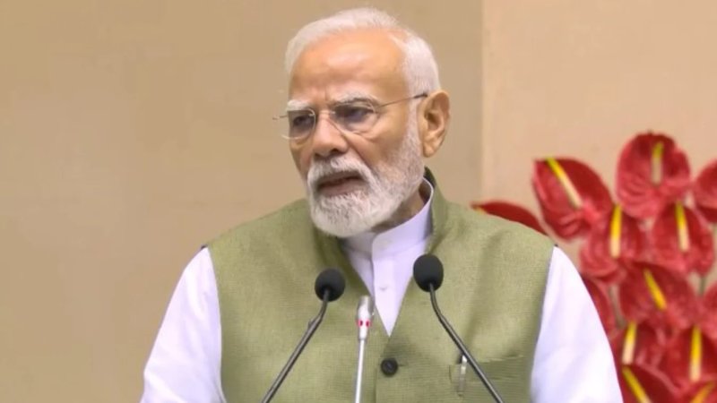 पीएम मोदी ने पूरे किए सार्वजनिक जीवन के 25 साल, बोले- जनता का विश्वास ही मेरी सबसे बड़ी शक्ति