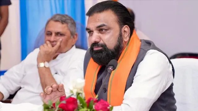 बिहार में बाढ़ से बिगड़े हालात, प्रभावित इलाकों में राहत पहुंचाने के लिए वायुसेना से मांगी मदद