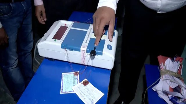 आंध्र प्रदेश में 100 शहरी निकायों के चुनाव पर रोक, सुप्रीम कोर्ट के निर्देश के बाद फैसला