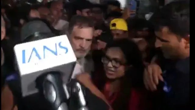 राहुल गांधी पर गर्भवती पत्रकार से बदसलूकी का आरोप, बीजेपी ने घेरा
