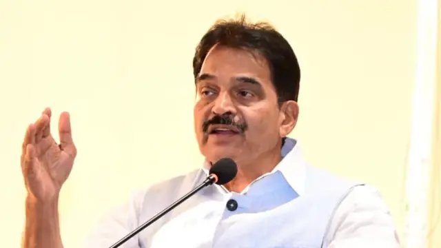 रामलीला मैदान पहुंचे केसी वेणुगोपाल, इंडिया ब्लॉक की रैली से पहले दिल्ली पुलिस पर लगाए आरोप