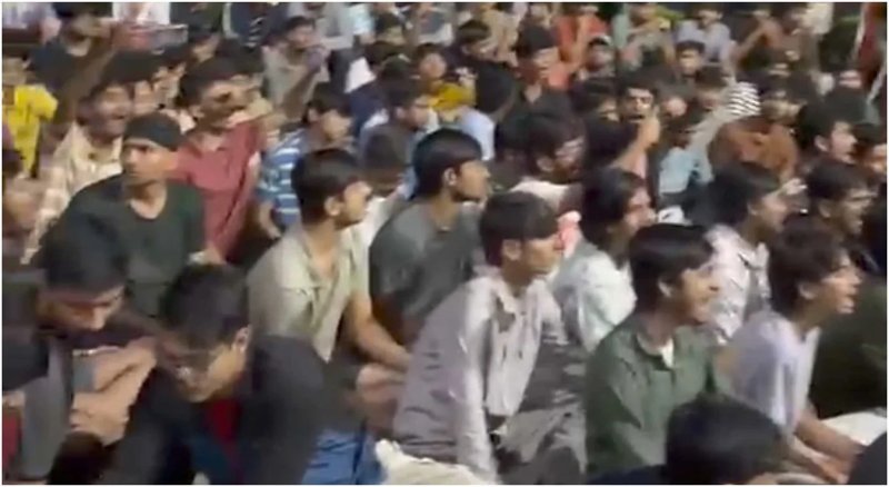 रांची IIIT में छात्र की मौत पर बवाल, निदेशक और एकेडमिक डीन के इस्तीफे की मांग