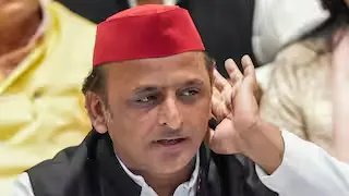 अखिलेश यादव ने की गिरफ्तार छात्रों की रिहाई मांगी, चुनाव आयोग पर लगाए गंभीर आरोप