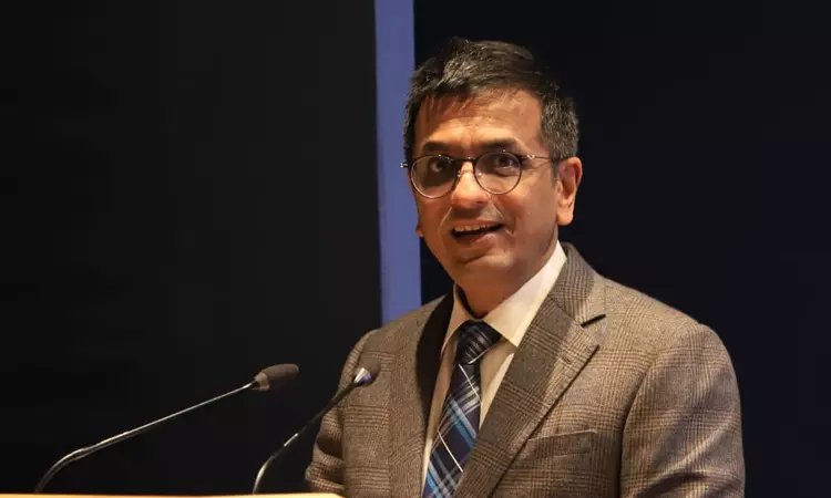 डीवाई चंद्रचूड़ ने संस्थाओं को मजबूत बनाने पर दिया जोर, सरकारी अस्पतालों का किया जिक्र