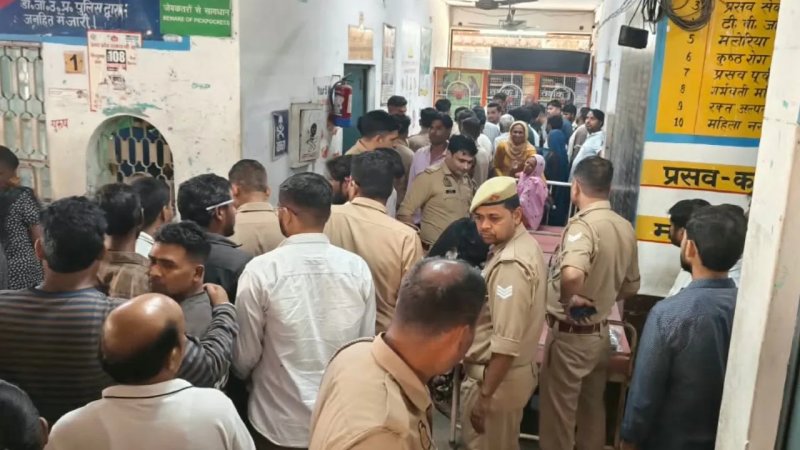 बदायूं में स्कूल वैन की बाइक से भिड़ंत, तीन चचेरे-तहेरे भाइयों की मौत