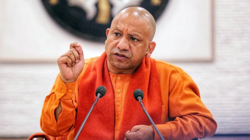 माफिया के सामने गिड़गिड़ाने वाले आज सुरक्षा की बात कर रहे, मिर्जापुर में सीएम योगी का सपा पर हमला