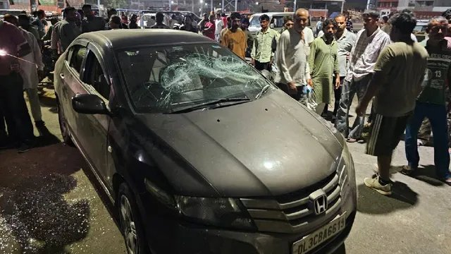 पंजाब: अबोहर मंडी में जमकर मारपीट और फायरिंग, दो लग्जरी गाड़ियों में तोड़फोड़