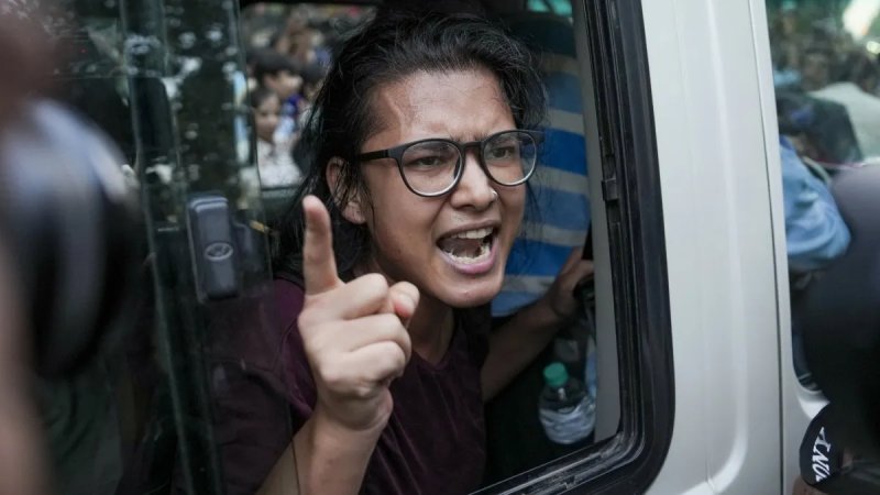नेहा बोरा का ऐलान, शांति बॉन्ड पर नहीं करेंगी हस्ताक्षर; हाईकोर्ट ने खारिज की याचिका