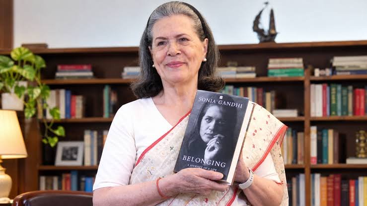इंस्टाग्राम पर आईं सोनिया गांधी, अपनी किताब ‘बिलॉन्गिंग: अ जर्नी ऑफ लव’ की दिखाई पहली झलक