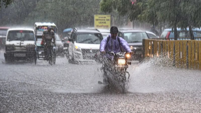 यूपी में दो दिन मौसम रहेगा साफ, 15 अक्टूबर से फिर बारिश के आसार