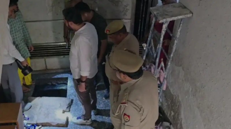मथुरा में दर्दनाक हादसा, पानी की टंकी साफ करने उतरे चार छात्रों की मौत