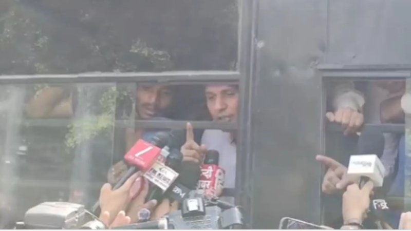 जंतर-मंतर पहुंचे सौरभ भारद्वाज को पुलिस ने हिरासत में लिया, प्रदर्शन की अनुमति नहीं
