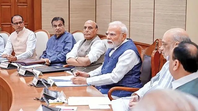 राज्यसभा टिकट से चूके हरदीप पुरी और बीएल वर्मा, केंद्रीय मंत्रिमंडल में बदलाव के संकेत